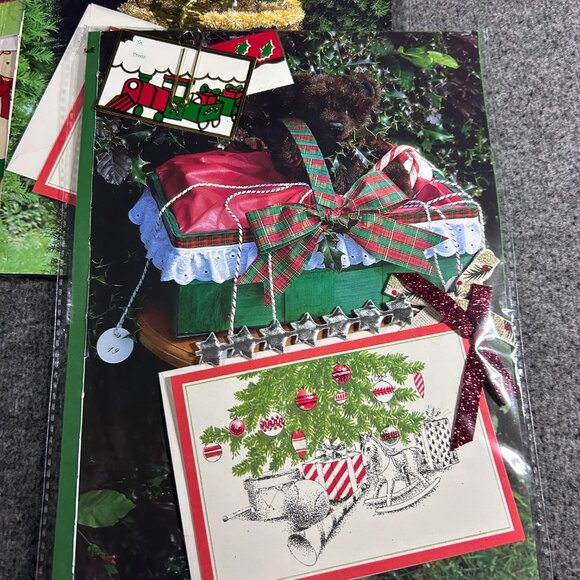 Vintage Christmas Paper Gift Wrap Sets NOS NIP Lot of 4 Ephemera Scrapbook Junk - Picture 8 of 13